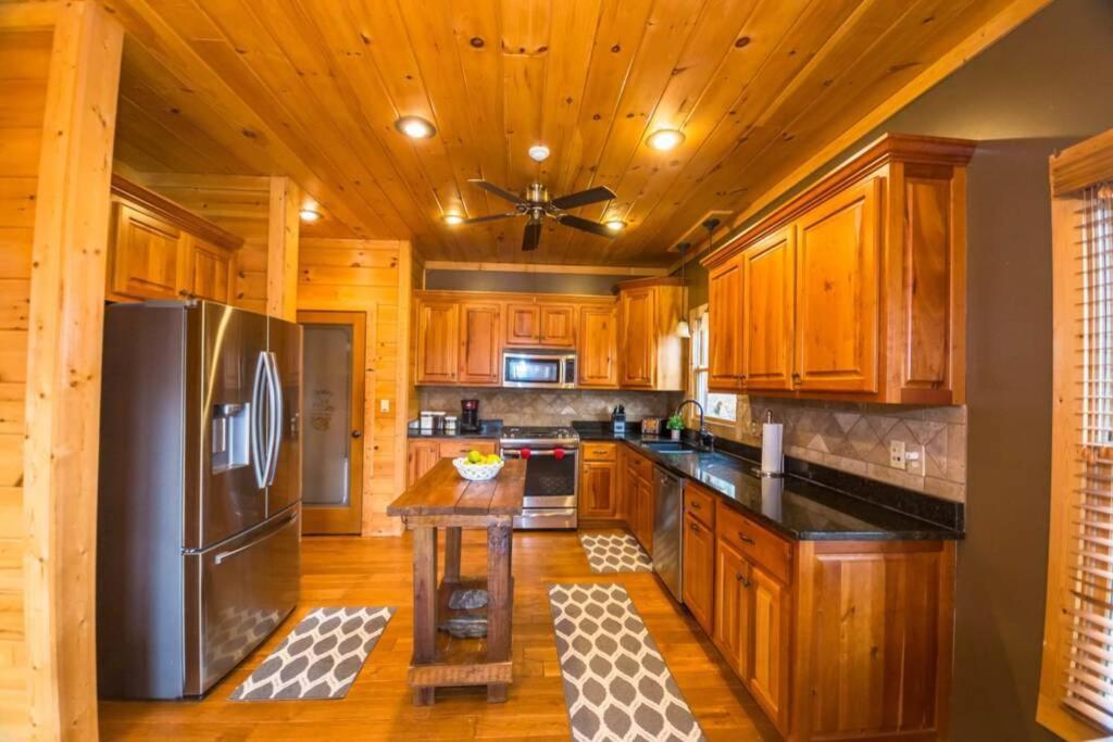 Christmas Lodge-Secluded Near Downtown Blue Ridge Exteriér fotografie